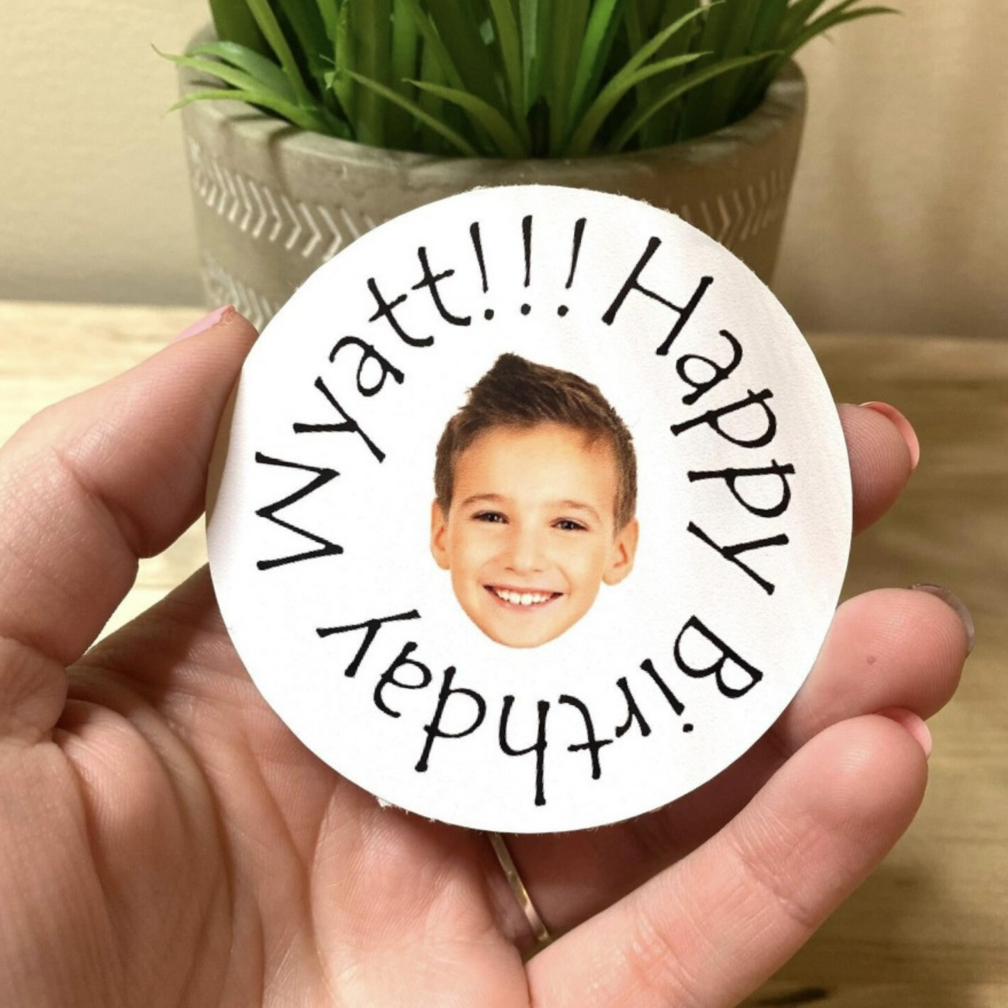 Personalized Circle Stickers – Your Guest of Honor's Face and Custom Text!
